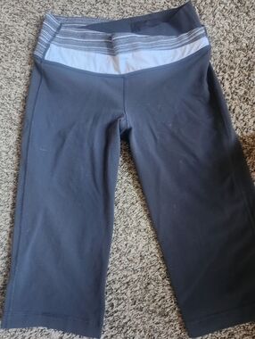 Womens Charcoal Cropped Performance Leggings with Striped Waistband